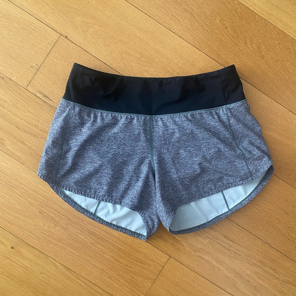 Lululemon Women's Gray and Black Athletic Shorts 6